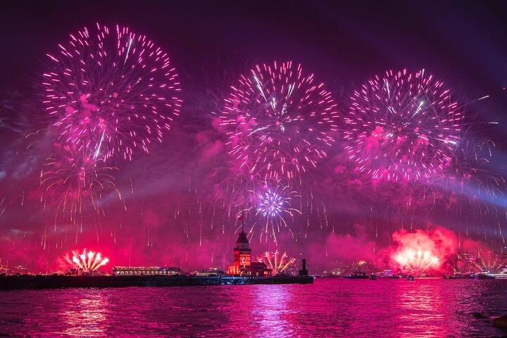 New Year’s Eve 2027 Cruise with Unlimited Drinks