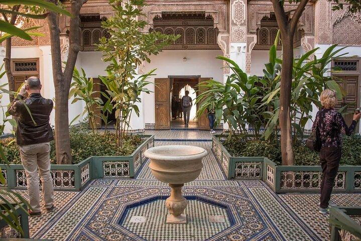 Marrakech Bahia Palace Tombe Saadiane e tour del Mellah