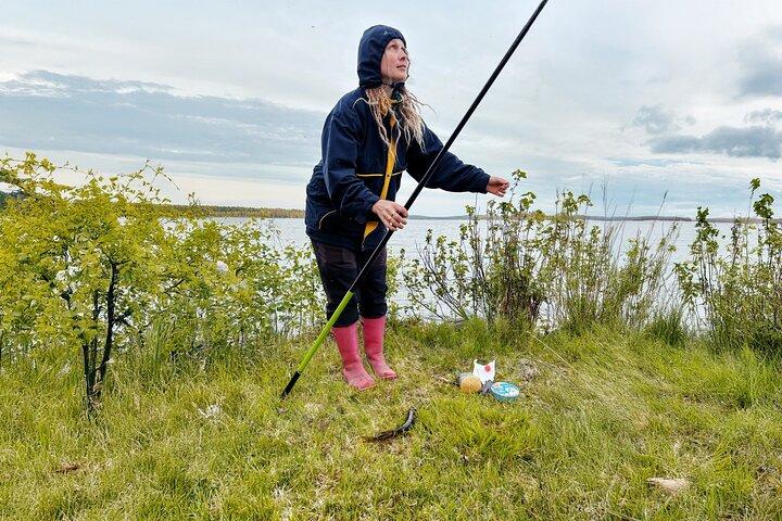 Arctic Lakeside Fishing Experience - Rovaniemi
