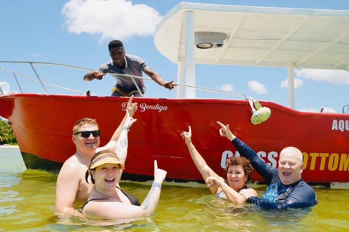 Tour in barca con fondo di vetro a Punta Cana