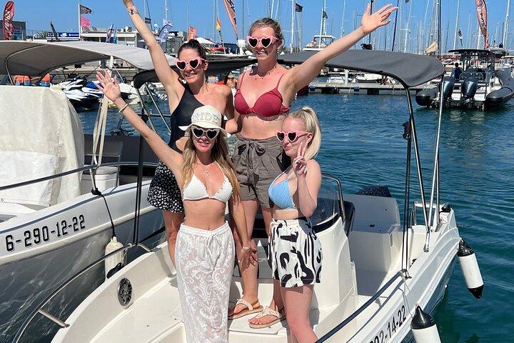 Bådudlejning uden licens i La Marina de Valencia