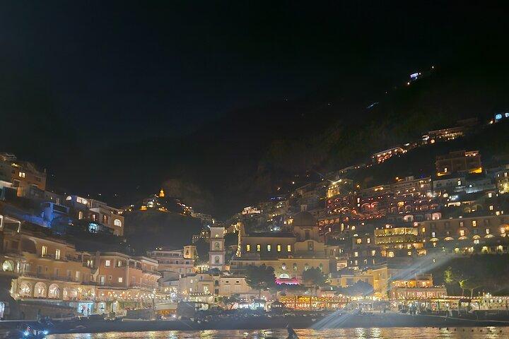 Solnedgangsbådtur fra Positano til Amalfikysten