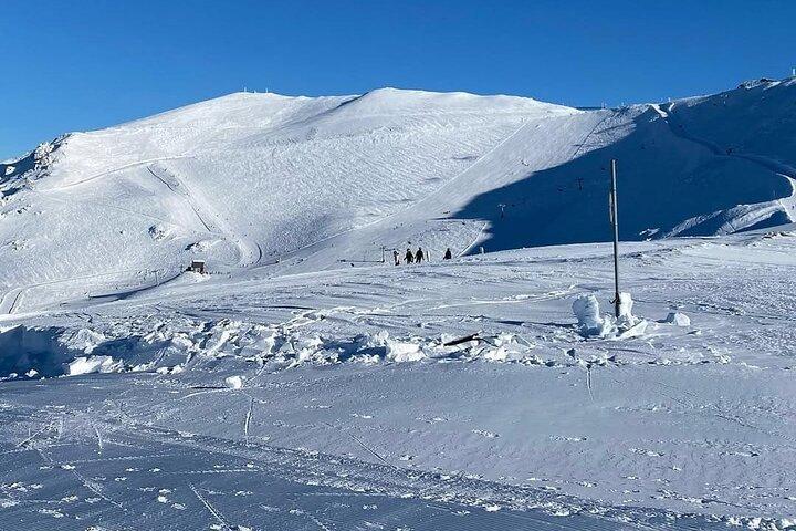 Tour panoramico di Mount Hutt con ritiro sci e SPA