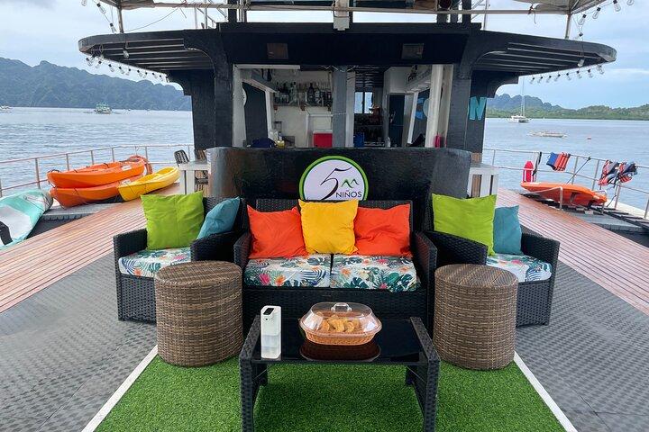 Coron Luxury Trimaran : Die Premier Island Tour