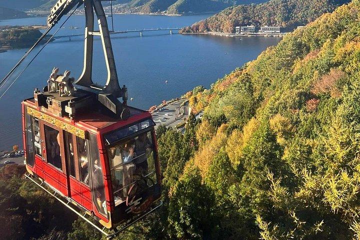 VIP富士山と箱根世界遺産カスタマイズ日帰りツアー。