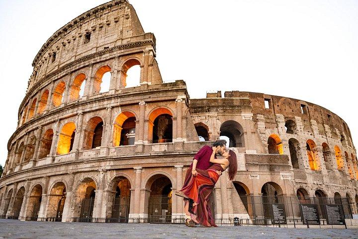 Rome: Colosseum Photoshoot, Private & Custom Experience