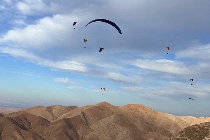 Parapente De Marrakech Dans Le Désert D'Agafay Avec Transferts