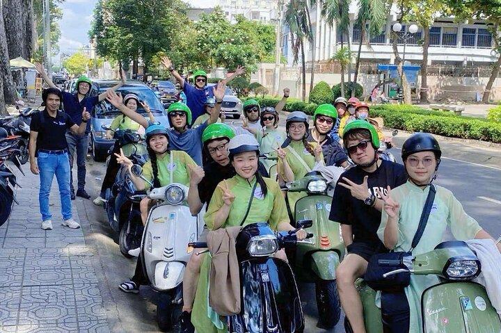Saigon: Tour di 2 ore delle attrazioni della città | Opt: Ao Dai Riders