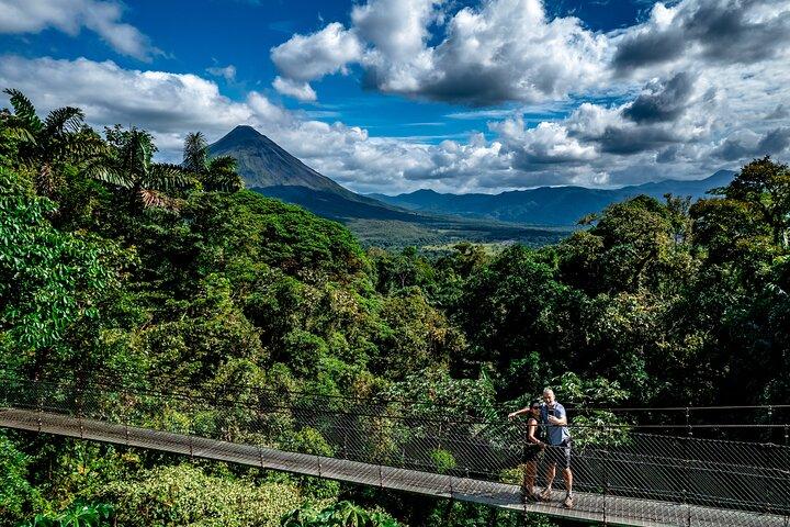 Arenal Hanging Bridge Tour con passeggiata a cavallo e vista vulcano