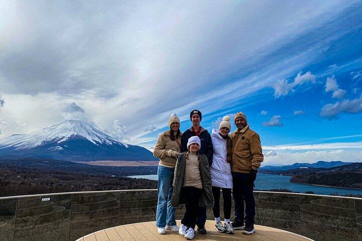 Hidden Fuji drive tour with a Local English speaking guide