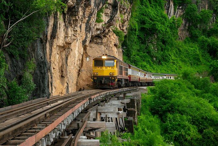Excursión privada a Kanchanaburi desde Bangkok