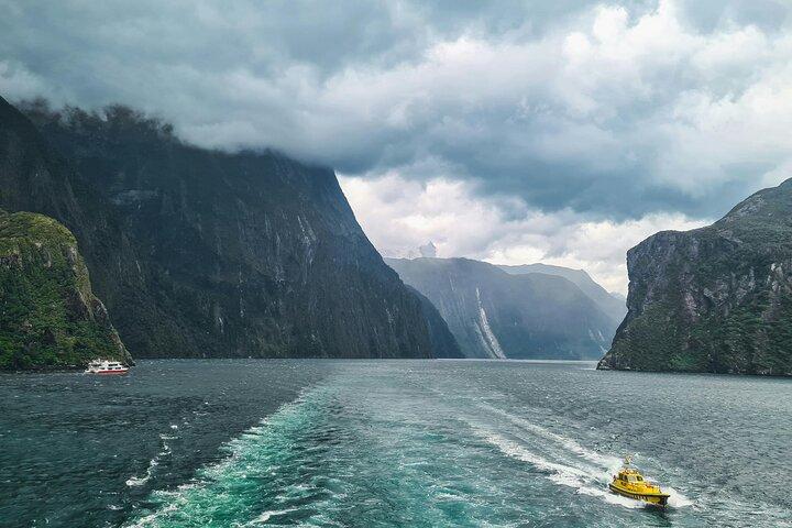 Scenic Drive og Cruise fra Queenstown til Milford Sound