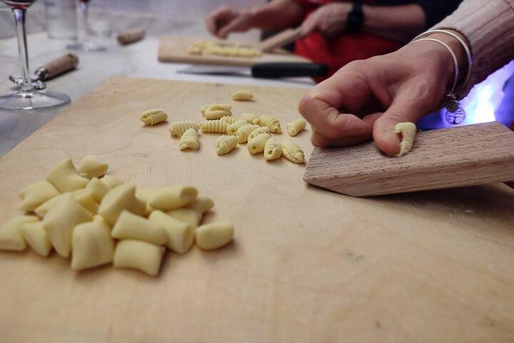 4 Hour Traditional Italian cooking Experience