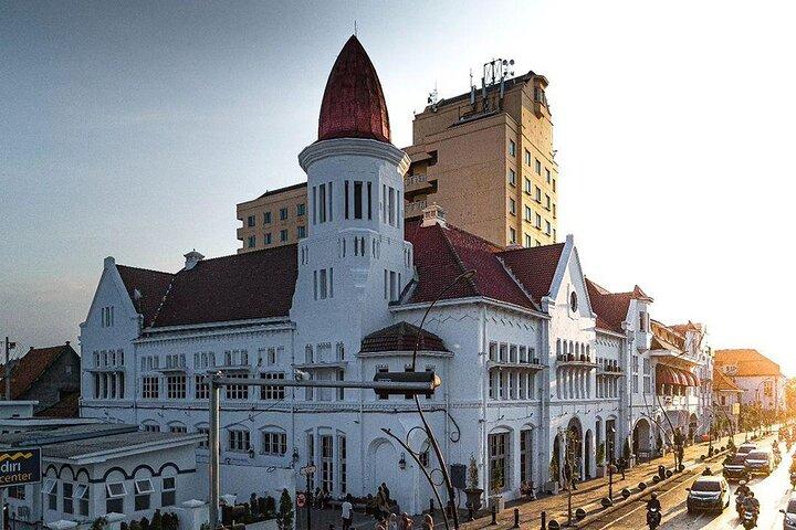 Tour della città di Surabaya Giro in jeep della città vecchia e siti iconici
