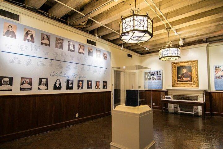 旧ウルスリン修道院博物館チケット： 新教皇レオ14世の展示