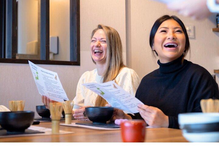 東京で抹茶作り教室 本格和菓子セットも