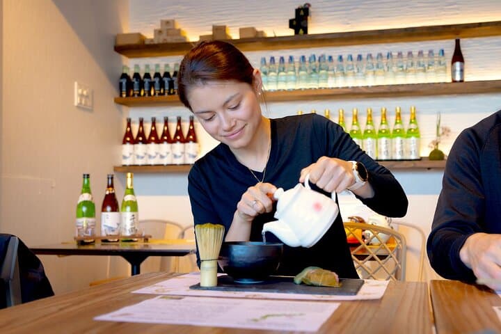 Matcha Making Class in Osaka with Authentic Japanese Sweets Set