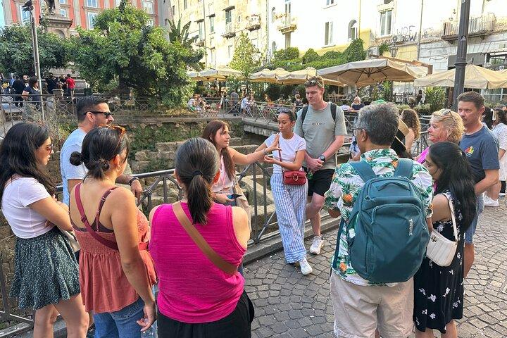 Manger et visiter Naples City Street Food Tour avec un expert local