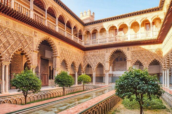 Sevilha : Alcázar, Catedral e autocarro Hop-On Hop-Off 24h