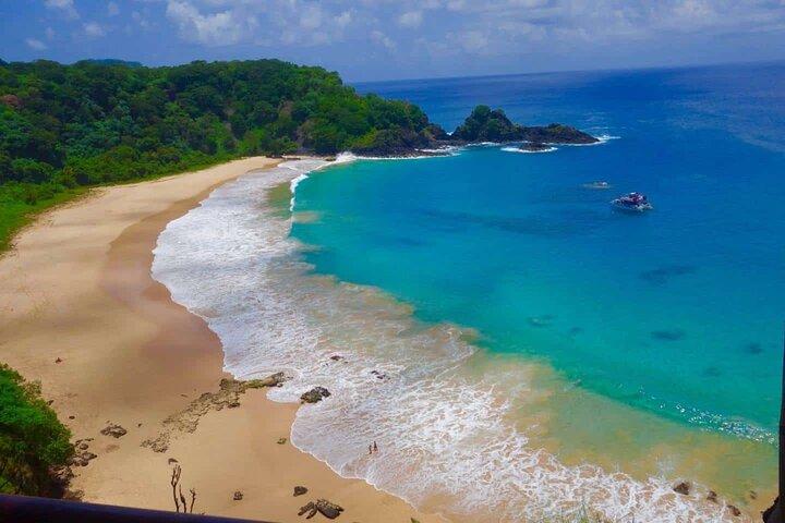 Barco tradicional em Fernando DE Noronha