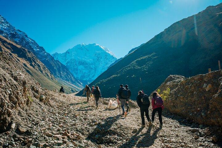 Tour del lago Humantay da Cusco All inclusive