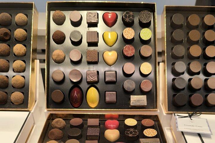 Saint-Germain O tour original de degustação de chocolate com doces e macaron