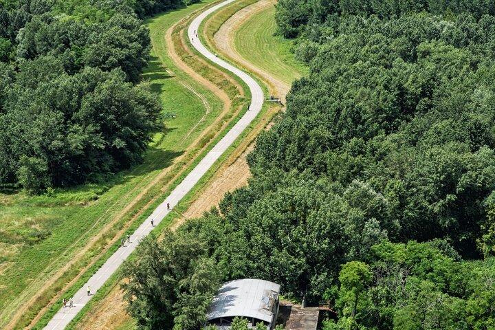 Bratislava WW II Bunker Cortina de Ferro e Tour do Danúbio em bicicleta elétrica