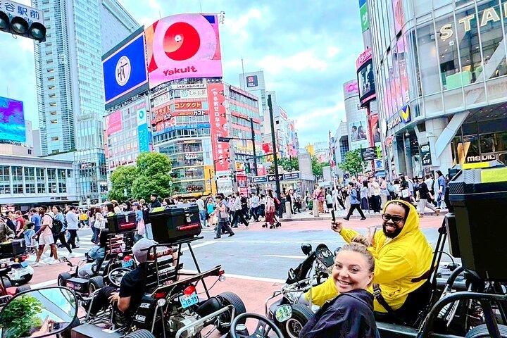 ゴーカートで渋谷や新宿の街を駆け抜ける