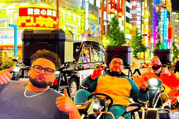ゴーカートで渋谷や新宿の街を駆け抜ける