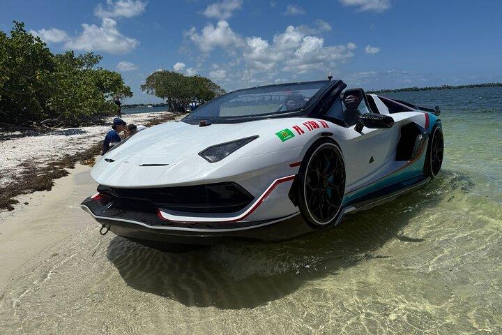 Emozioni private a Miami: esperienza esclusiva in jet car