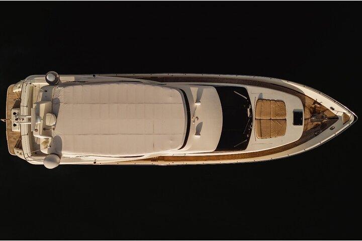 Private 70ft Azimut Yacht Day Tour & Sunset Cruise in Cartagena