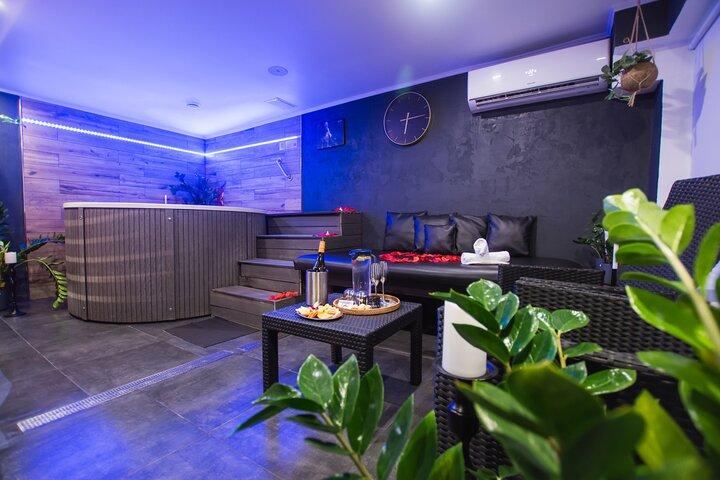 SPA privé avec jacuzzi et sauna - ZONE NOIRE