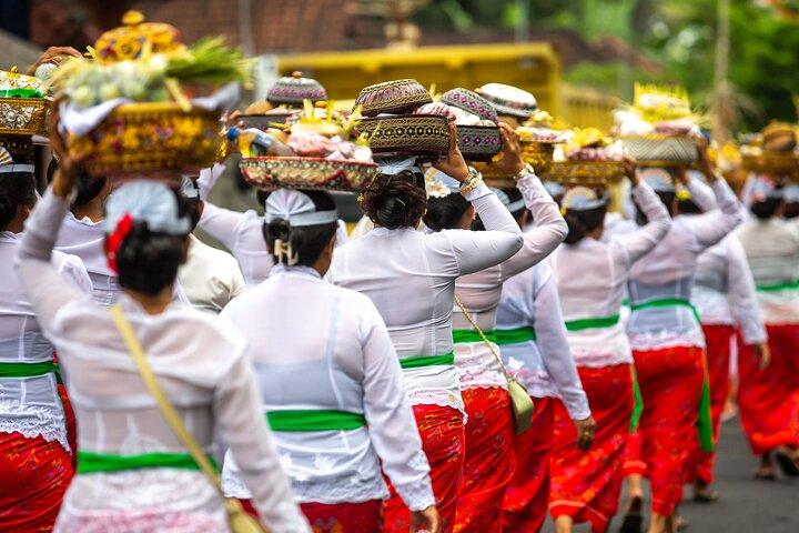 Essential Bali: The Complete Island Guide