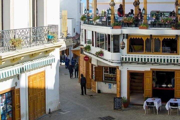 Casablanca naar Tanger: 2-daagse privétour via Chefchaouen