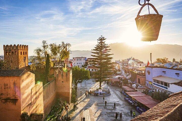 Casablanca naar Tanger: 2-daagse privétour via Chefchaouen