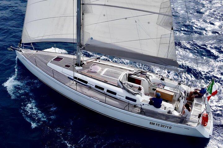 Sailing Tour with Lunch from Rapallo in the Portofino Gulf