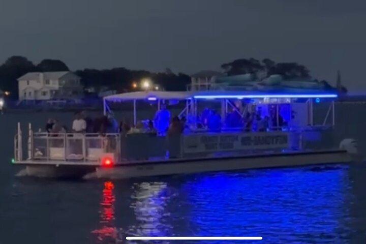 Solnedgång Dolphin Watching Tour