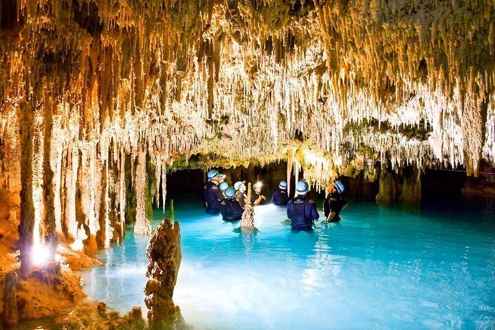 Tour subterráneo por el río y la cueva en Rio Secret