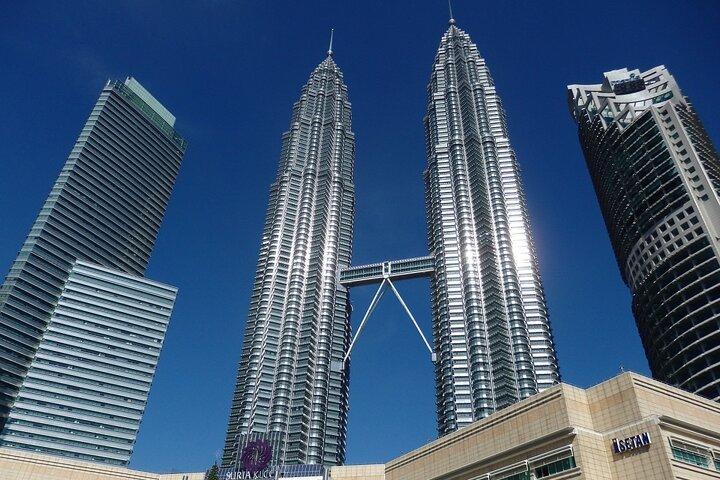 KLCC@42 Conheça e jante em Kuala Lumpur