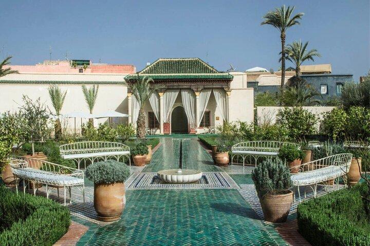 Marrakech da Casablanca con carrozza a cavallo e giro in cammello