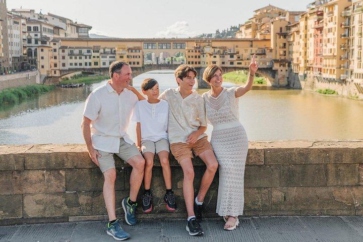 フィレンツェでのプロフェッショナル写真撮影、フライングドレスのレンタル可能