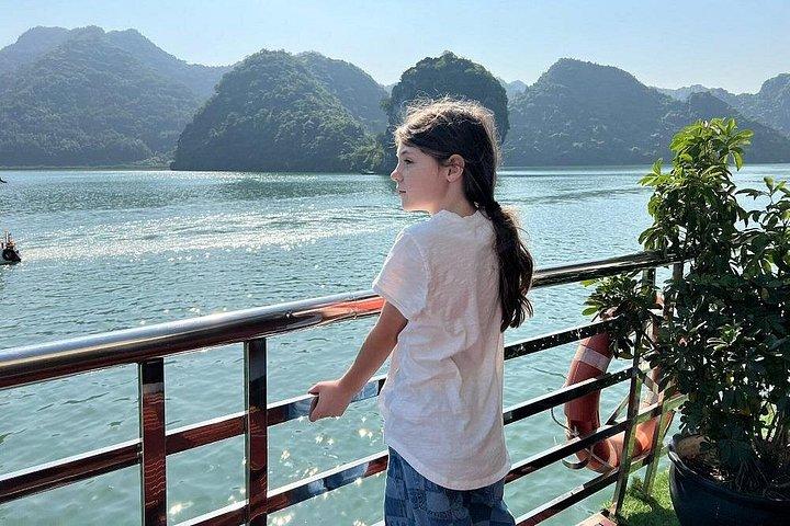 アロバプレミアムクルーズ-ハノイからハロング湾日帰り旅行