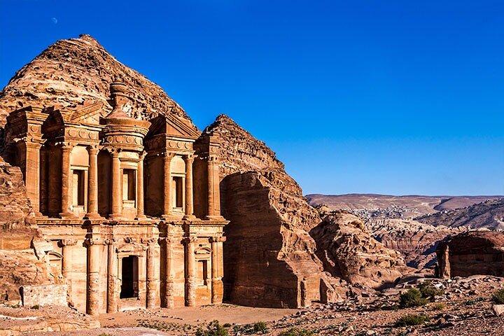 3 Noches Tour Privado Jordania Gloriosa: Petra, Wadi Rum y Mar Muerto