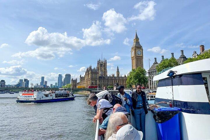 Thames River Sightseeing Cruise de Westminster para Greenwich