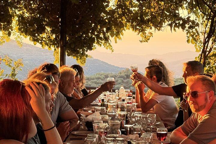 Cretan Wine and Dine Sunset Tour in Chania