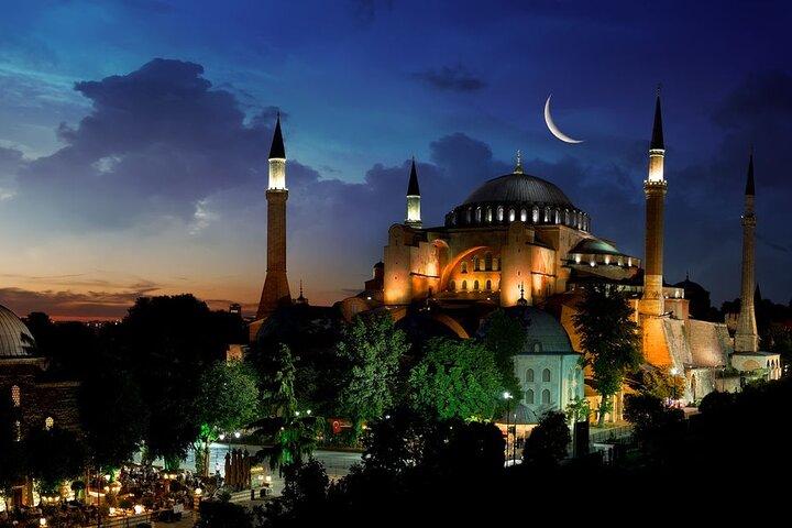 Private Istanbul Old City Tour: Hagia Sophia & Blue Mosque & More