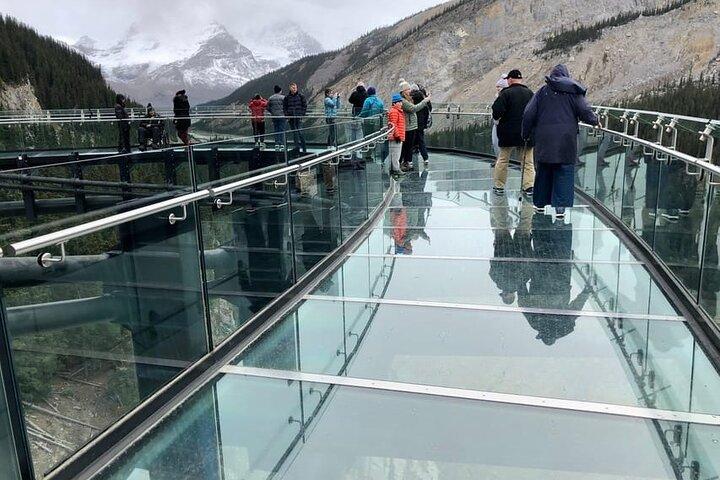 Banff:Columbia Icefield Adventures, Skywalk and Iconic Lakes Tour
