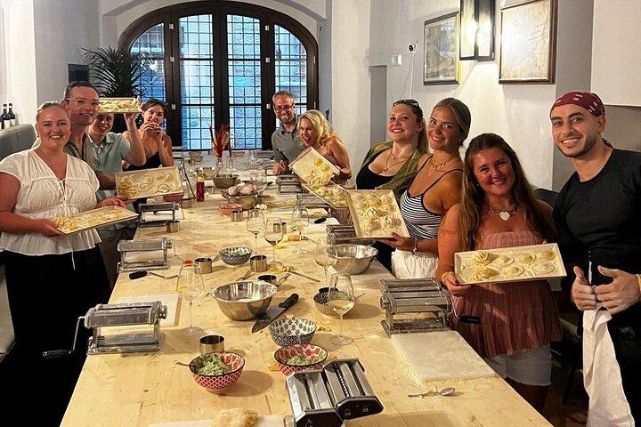 Autentica lezione di Pasta a Firenze con uno Chef Locale