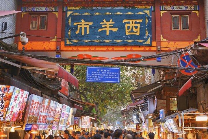 Authentic Xi an Muslim Quarter Food and Culture Tour