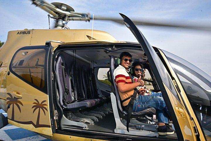 Ultimative Dubai Helicopter Tour mit optionalen Transfers